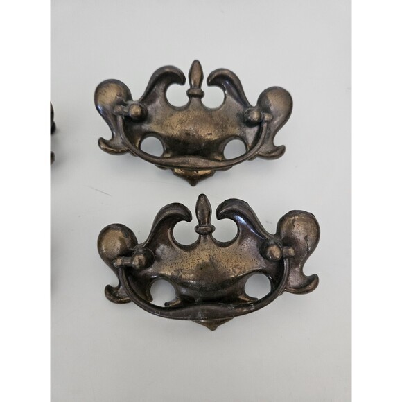 Vintage Brass Traditional Drawer Pulls Lot Of 4 - Picture 2 of 7